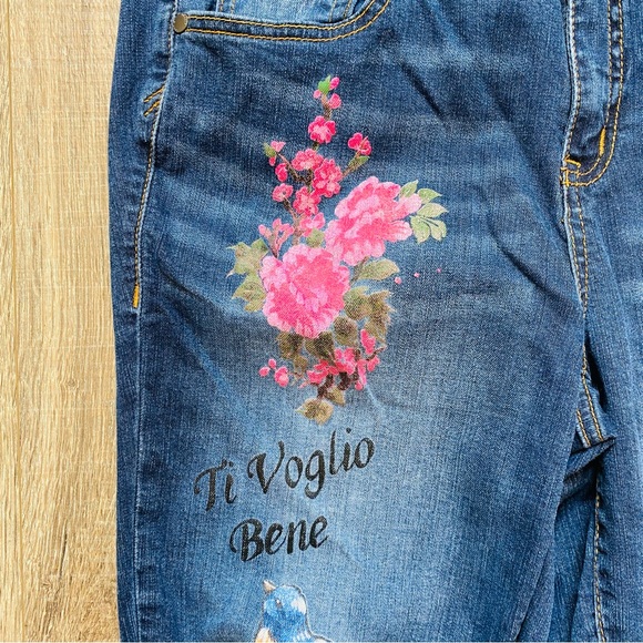 Torrid stretch girlfriend floral tiger high-waist jeans, sz 10 - Picture 4 of 15